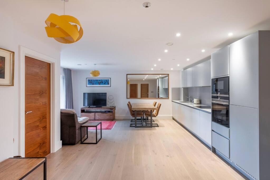 伦敦Stylish 2 Bed 2 Bath In Highgate & Free Parking公寓 外观 照片