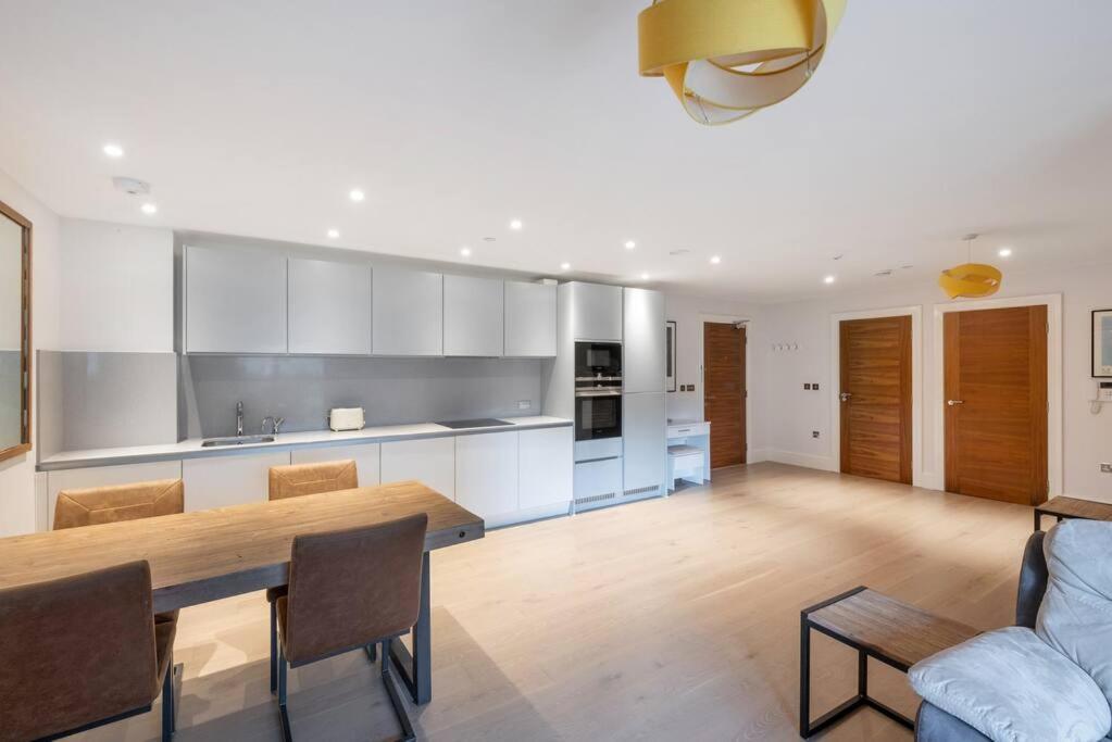伦敦Stylish 2 Bed 2 Bath In Highgate & Free Parking公寓 外观 照片